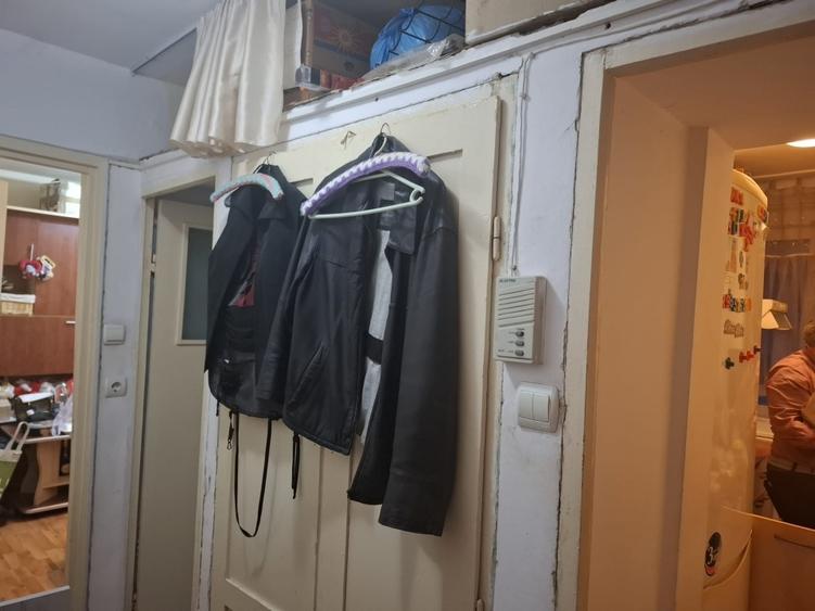 Garsonieră decomandată, mobilată în Micro I