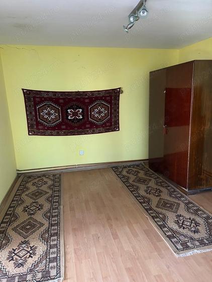 Casă cu 2 camere în Săndulești