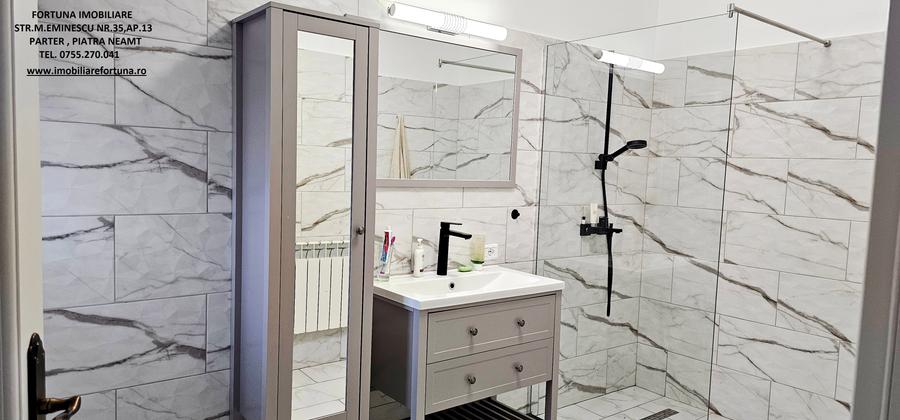 Casă cu 3 camere cu Canalizare în Ultracentral