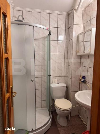 Apartament cu 4 camere decomandat în Burdujeni