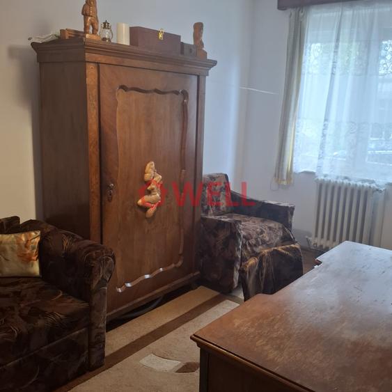 Apartament cu 3 camere decomandat în Sovata