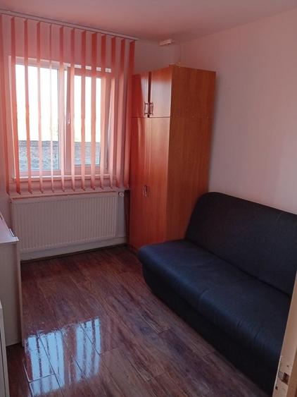 Garsonieră decomandată în Iosefin