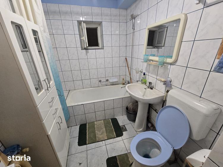 Apartament cu 3 camere decomandat în Luncă