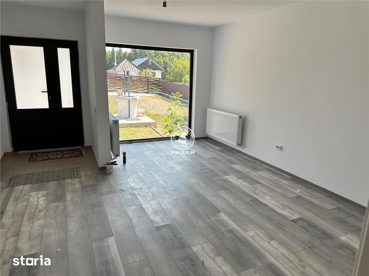 Casă cu 3 camere cu Teren 620 Mp în Grajduri