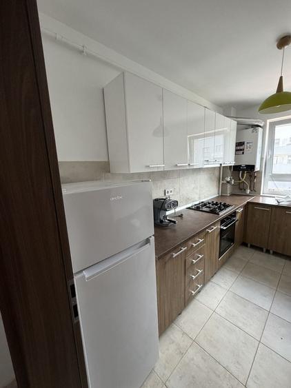 Apartament cu 2 camere decomandat în Exterior Vest