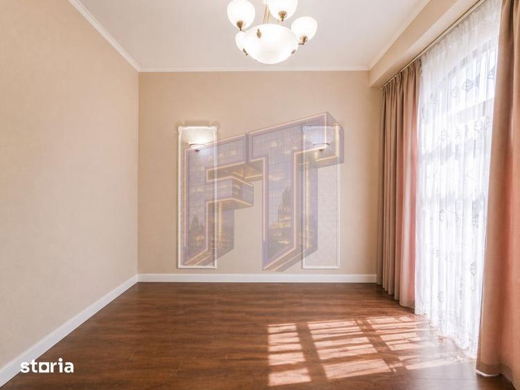 Apartament cu 3 camere în Centrul Istoric