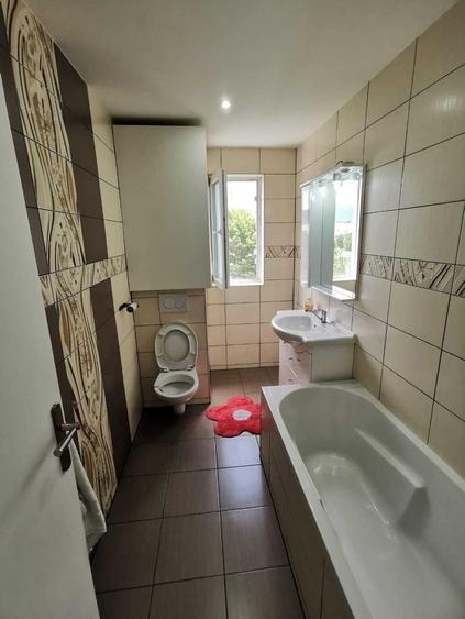 Apartament cu 3 camere decomandat în Vasile Alecsandri