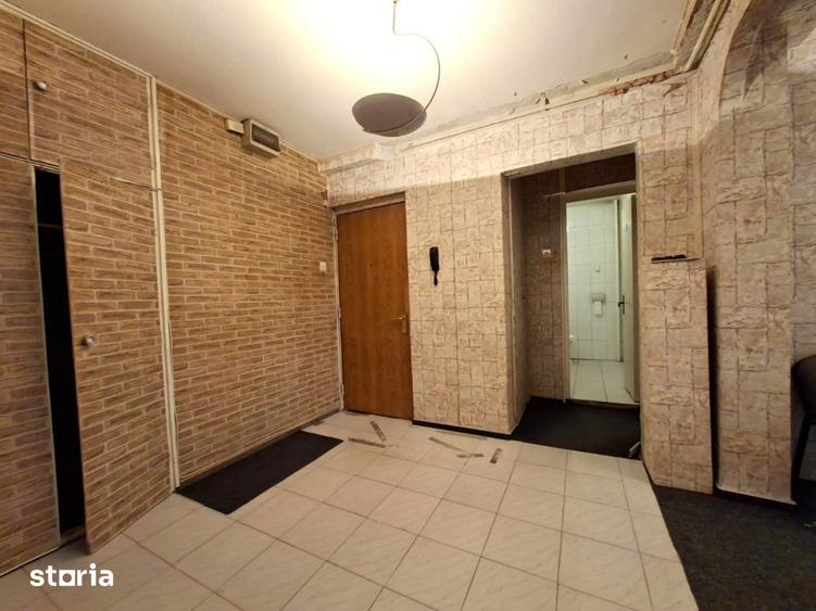 Apartament cu 4 camere în Obor