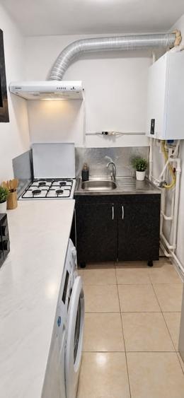 Apartament cu 2 camere semidecomandat, mobilat în Exterior Est
