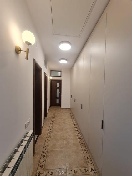 Apartament cu 4 camere decomandat în Herăstrău