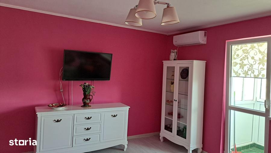 Apartament cu 2 camere, mobilat în Titan