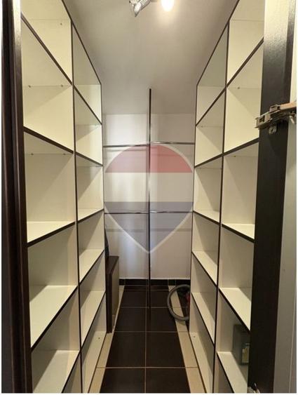 Apartament cu 2 camere semidecomandat în Tomis II