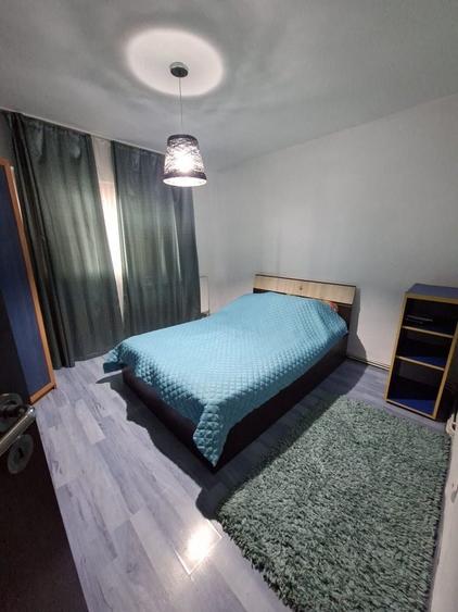 Apartament cu 2 camere decomandat în 9 Mai