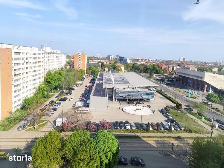 Apartament cu 2 camere semidecomandat, mobilat în Soarelui