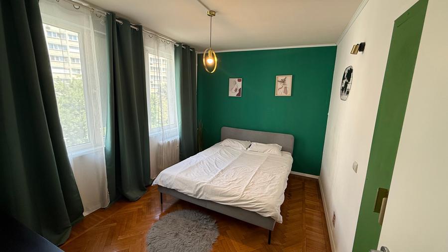 Apartament cu 2 camere decomandat în Sala Palatului