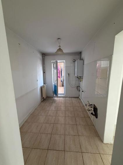 Apartament cu 2 camere decomandat în Precista