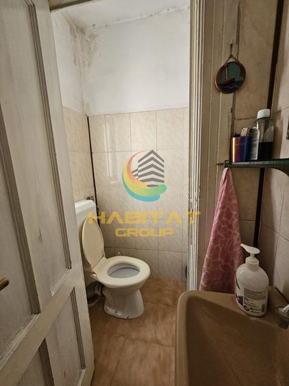 Casă individuală cu 8 camere cu Canalizare în Iancului