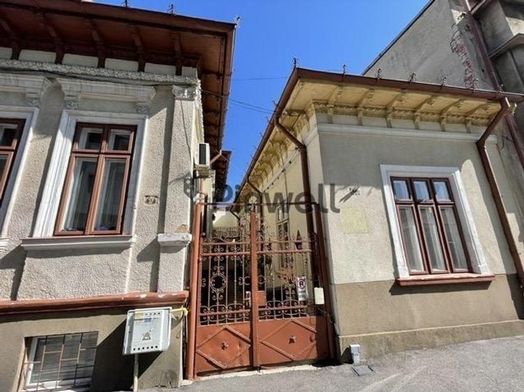 Casă individuală cu 3 camere cu Canalizare în Mitropolie