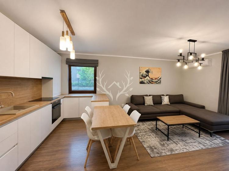 Apartament cu 3 camere semidecomandat, mobilat în Europa