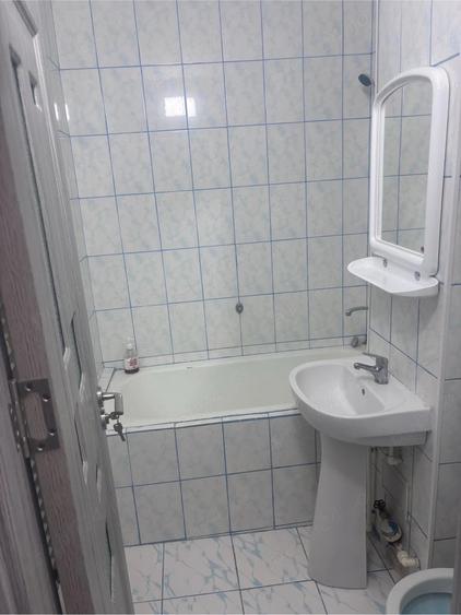 Apartament cu 2 camere semidecomandat în Hipodrom