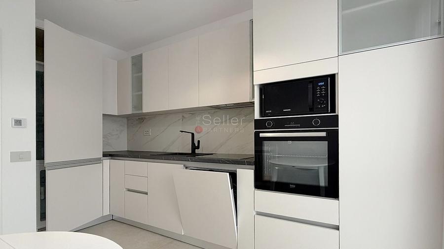 Apartament cu 2 camere decomandat, mobilat în Răcădău