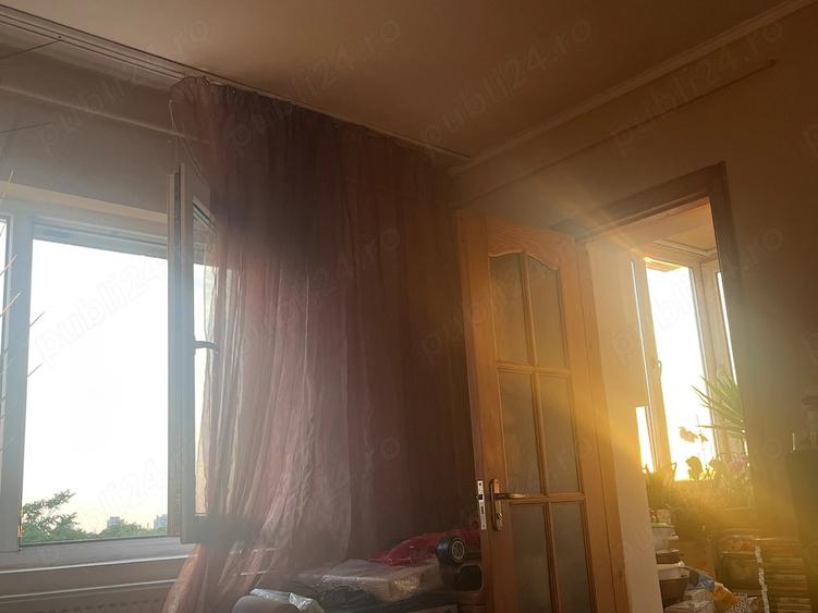 Apartament cu 3 camere decomandat în Paltiniș