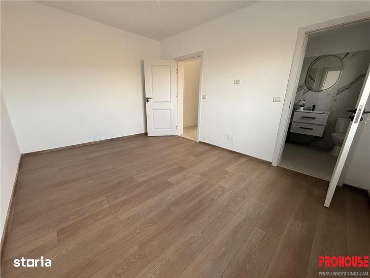 Casă cu 3 camere cu Teren 350 Mp în Hemeiuș