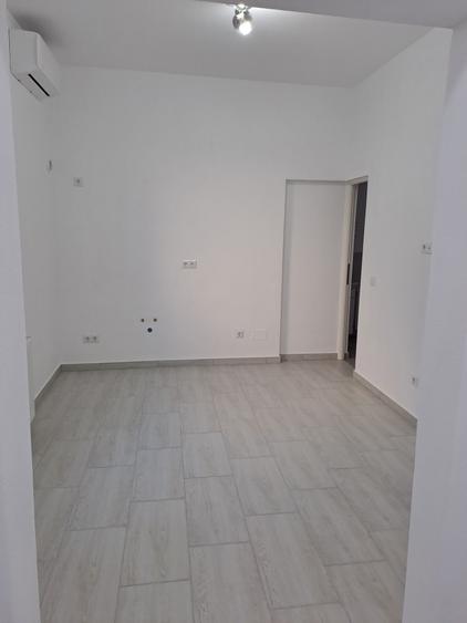Casă cu 1 camere cu Teren 40 Mp în Central