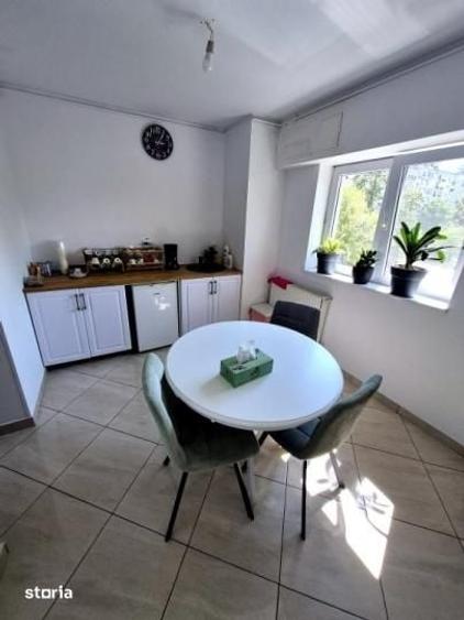 Apartament - Decomandat - 4 camere - Unirii - 11