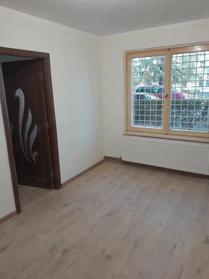 Apartament cu 2 camere semidecomandat în Micro 15
