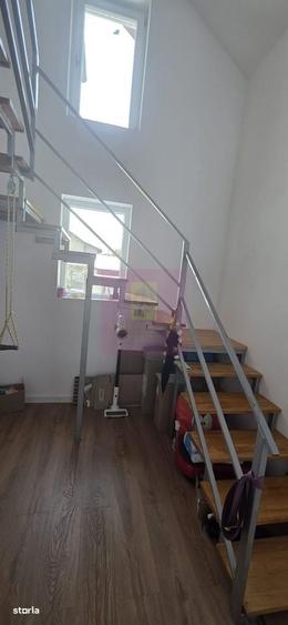 Casă cu 4 camere în Central