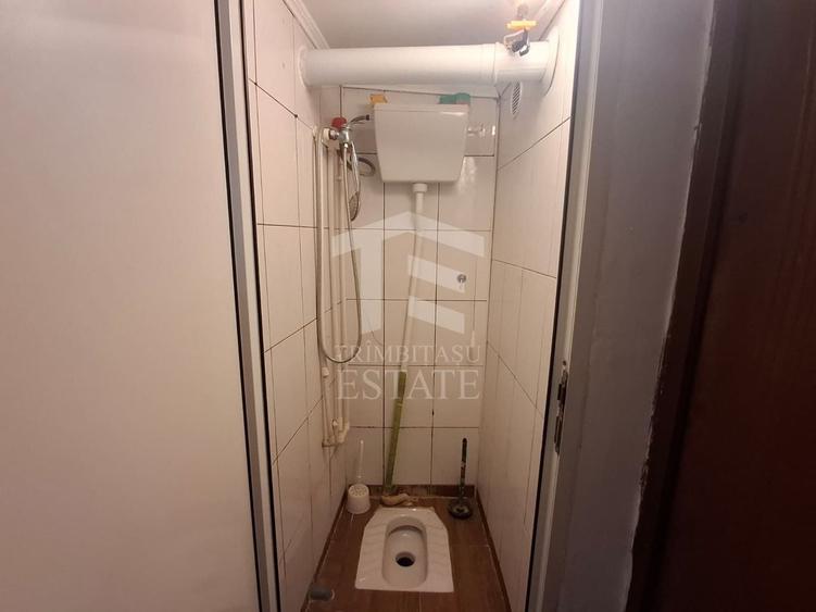 Casă individuală cu 2 camere cu Canalizare în Andronache