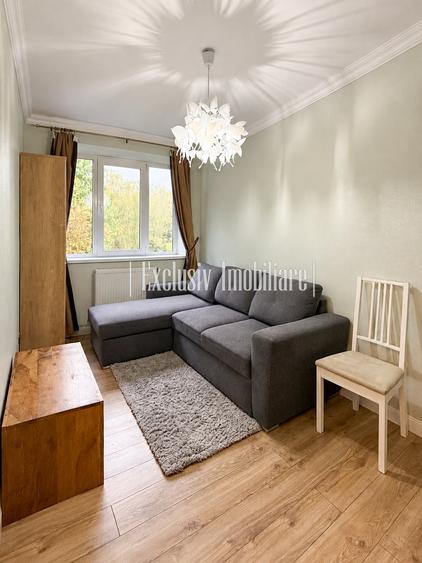 Apartament cu 3 camere semidecomandat în Tomis II