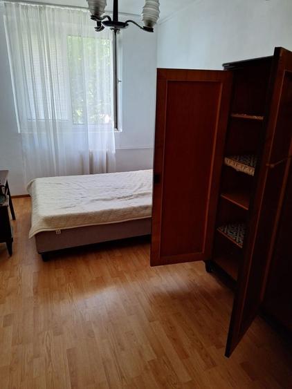 Apartament cu 2 camere semidecomandat în 1 Decembrie 1918
