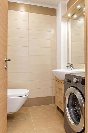 Apartament cu 2 camere semidecomandat, mobilat în Băneasa