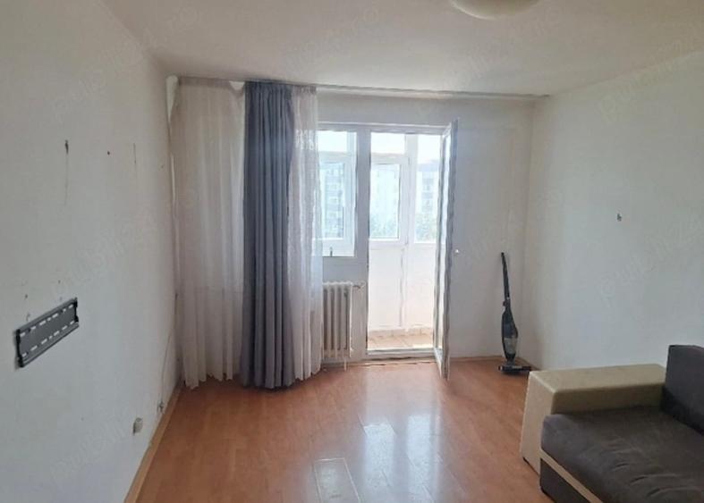 Apartament cu 2 camere decomandat în Veteranilor