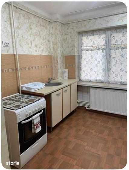Apartament cu 3 camere decomandat, mobilat în Ultracentral