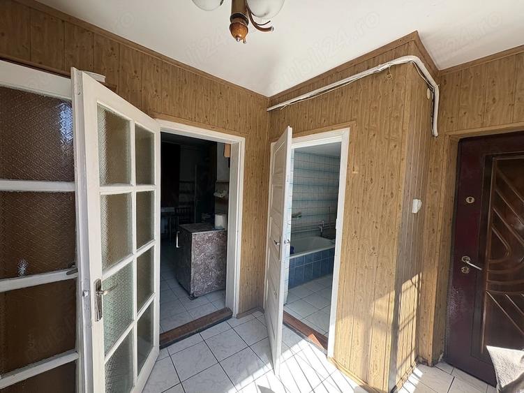 Casă cu Teren 340 Mp în Central