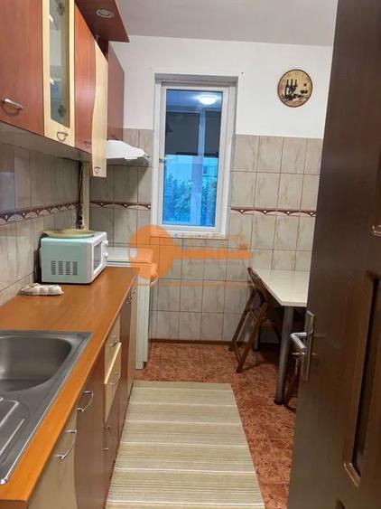 Apartament cu 2 camere decomandat, mobilat în Drumul Taberei