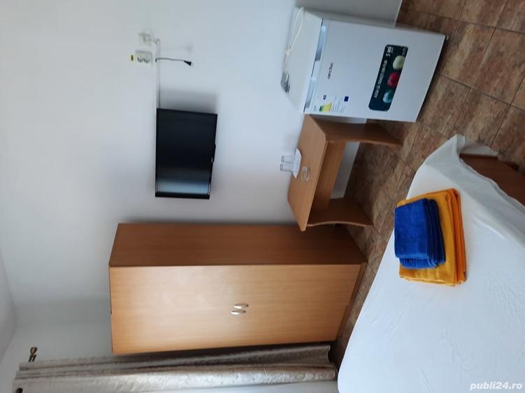 Casă cu 6 camere cu Teren 1200 Mp în Costinești