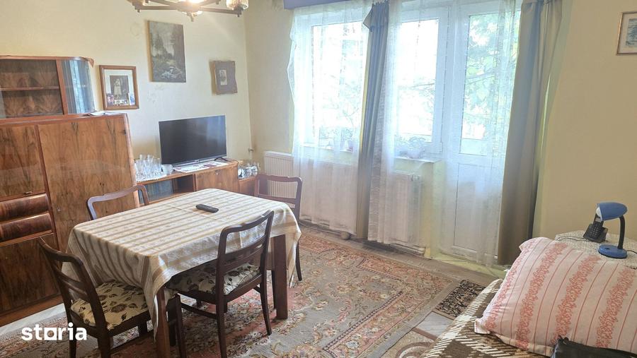 Apartament cu 2 camere în Piața Centrală