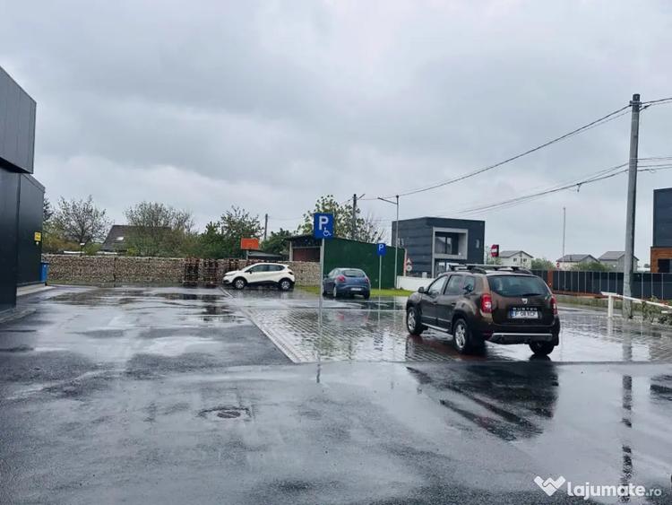 Spațiu comercial, de 1,200 mp, în Dragomirești-Vale