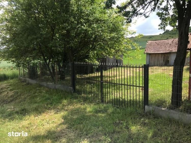 Casă cu 2 camere cu Teren 180 Mp în Central