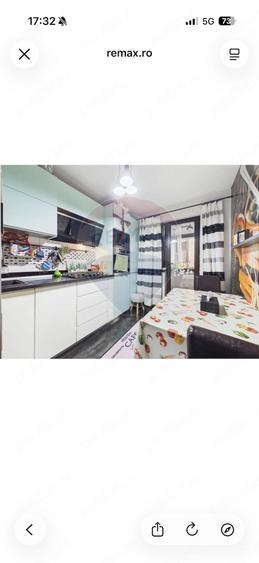 Apartament cu 3 camere decomandat în Central