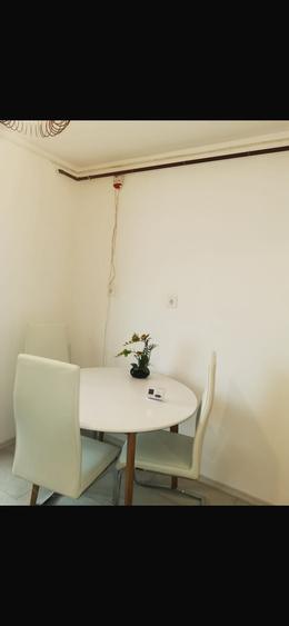 Apartament cu 2 camere decomandat în Dorobanți