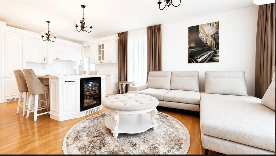 Apartament cu 3 camere decomandat, mobilat în Agronomie