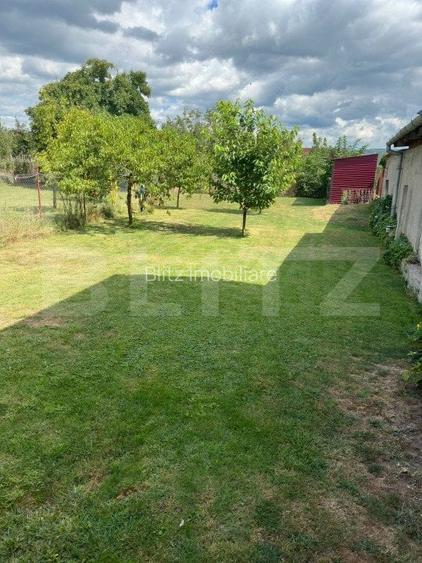 Casa individuala de vanzare, in centru, cu 1050 mp teren