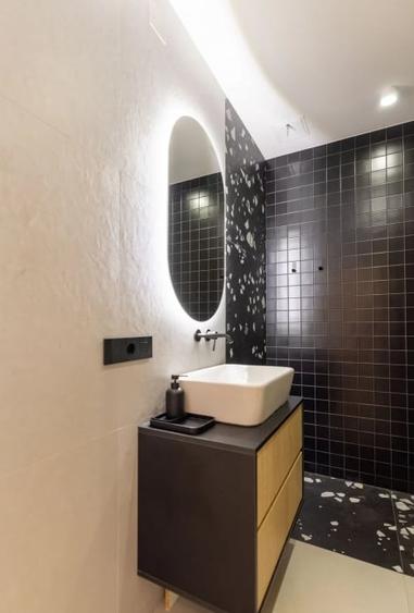 Apartament cu 3 camere semidecomandat, mobilat în P-ta Presei Libere