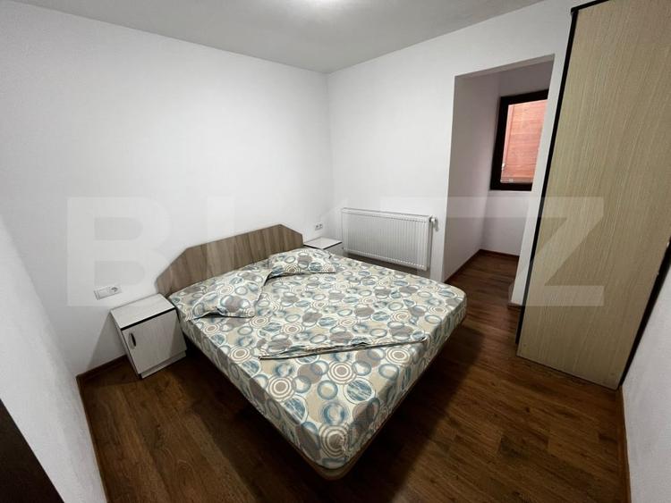 Casă individuală cu 6 camere cu Canalizare în Beclean