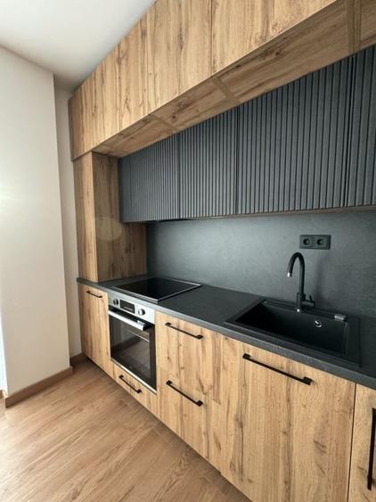 Apartament cu 2 camere semidecomandat, mobilat în Florești — fotografia 3